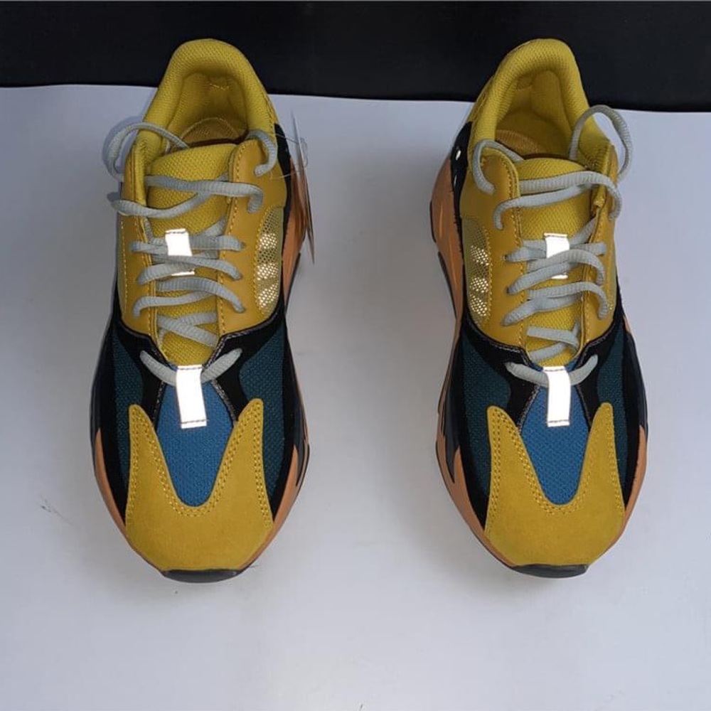 Yeezy 700 ‘sun’